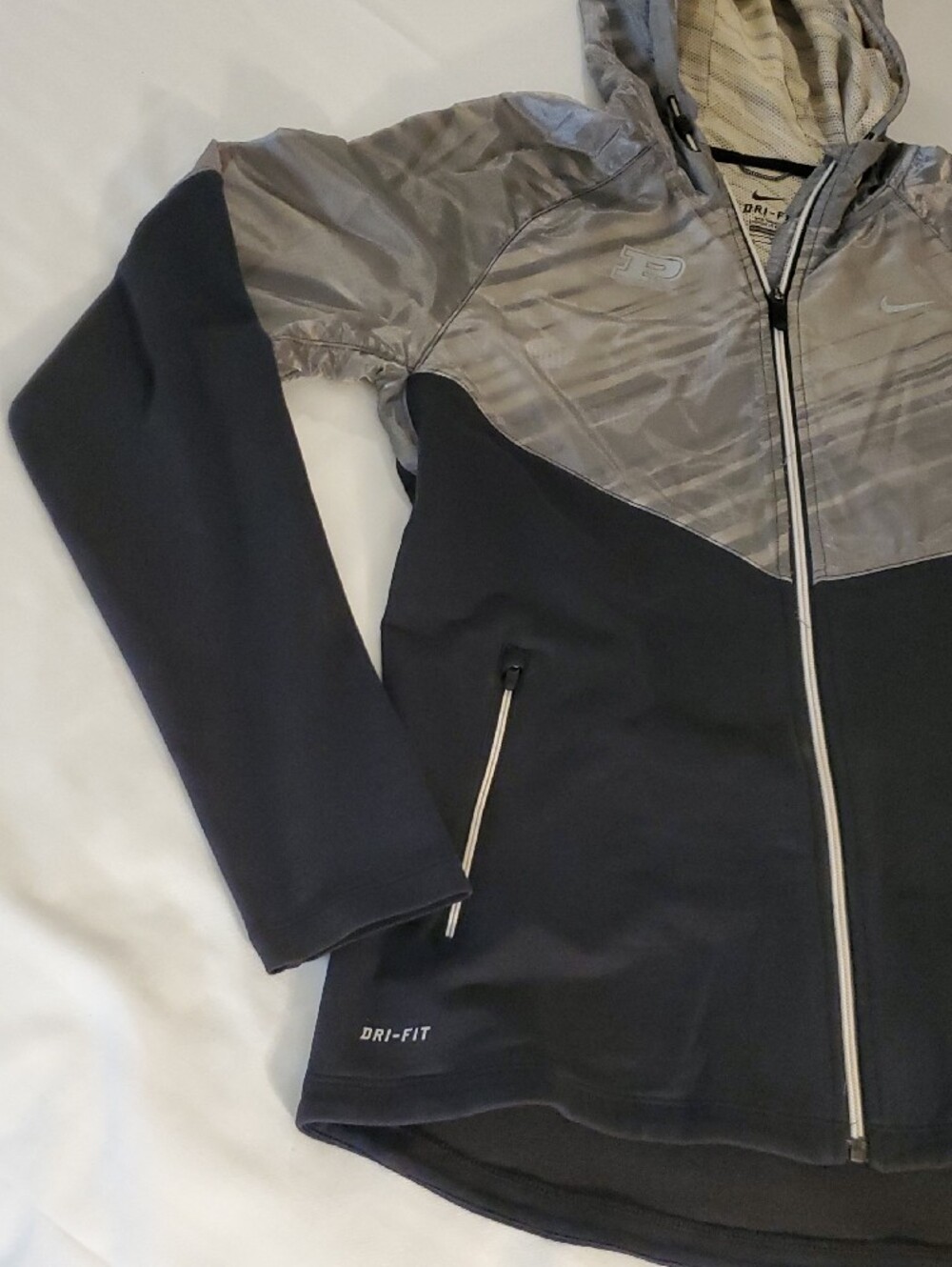 Nike Jacket Size L - Picture 3 of 9